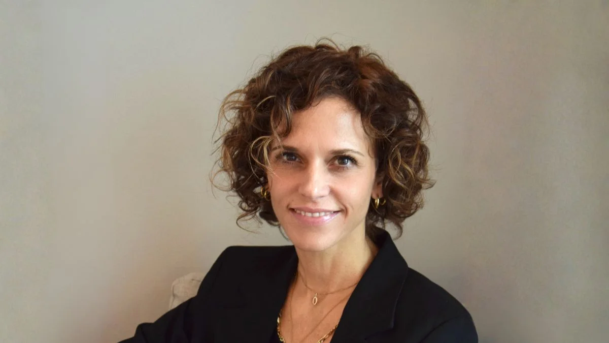 Olivia Keller - Jetzt Kontakt aufnehmen